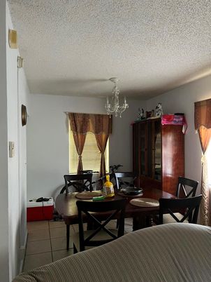 Chandelier, Dining room, Interior