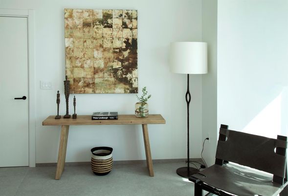 Home Office, Interior
