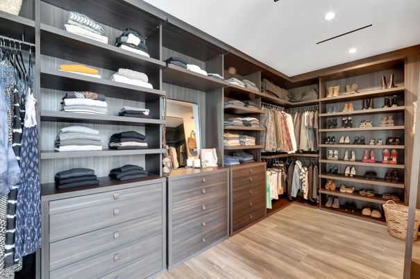 Interior, Recessed Lighting, Walk-in Closets, Wood Texture Flooring