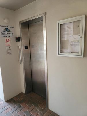 Elevator, Interior