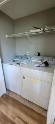 Interior, Utility Closets, Washer, Wood Texture Flooring