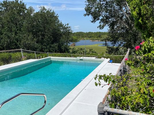 Exterior, Pool, Water