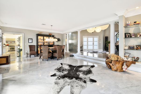 Chandelier, Dining room, Fireplace, Interior, Marble, Recessed Lighting