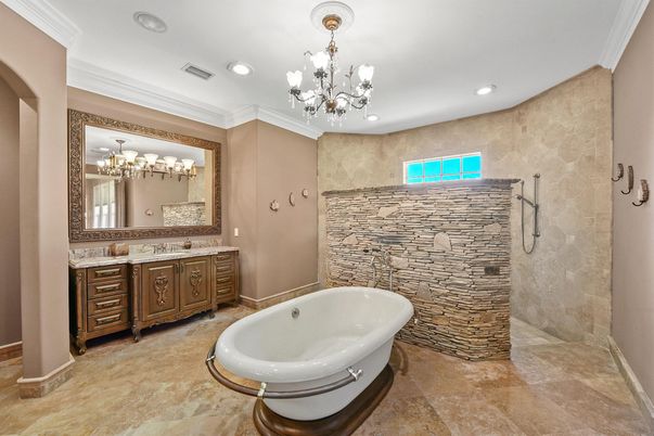 Bathroom, Chandelier, Free Standing Baths, Interior, Recessed Lighting