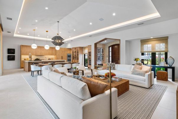 Dining room, Interior, Kitchen, Living room, Pendant Lights, Recessed Lighting, Stainless Steel Appliances