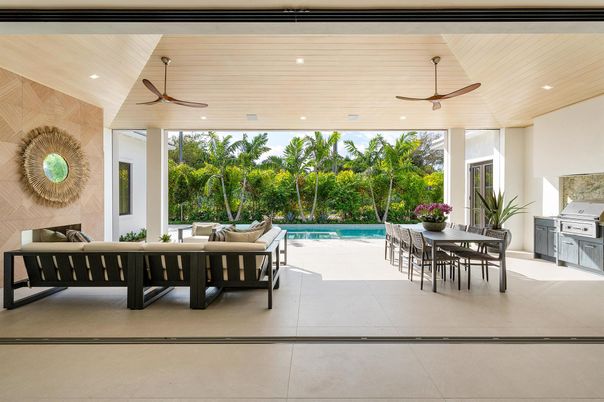 Exterior, Pool, Recessed Lighting
