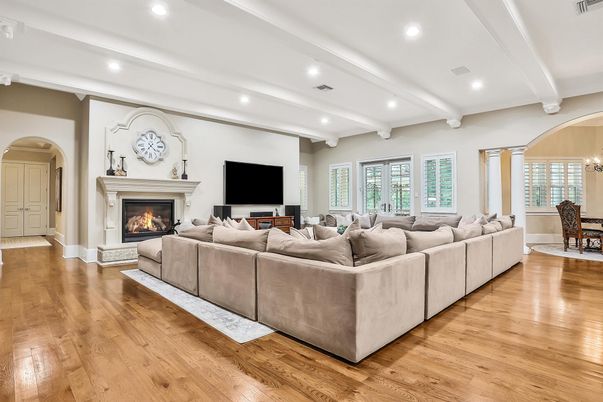 Chandelier, Dining room, Fireplace, Interior, Living room, Recessed Lighting, Wood Texture Flooring