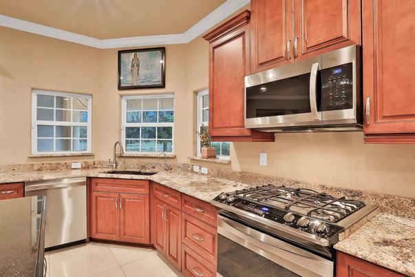 Interior, Kitchen, Stainless Steel Appliances