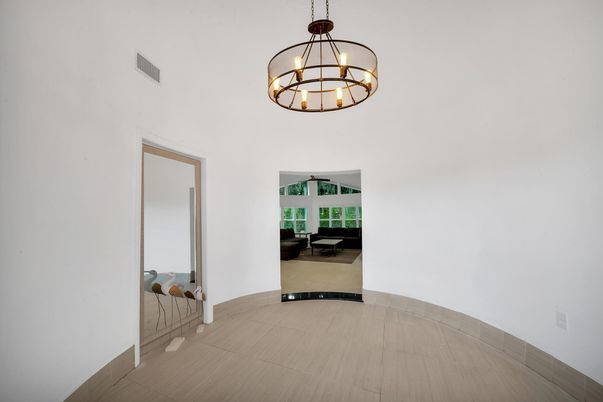 Chandelier, Interior, Pendant Lights