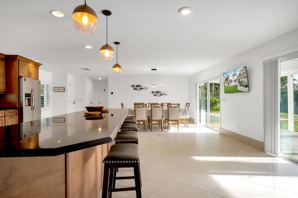 Dining room, Interior, Kitchen, Pendant Lights, Recessed Lighting