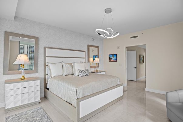 Bedroom, Interior, Pendant Lights