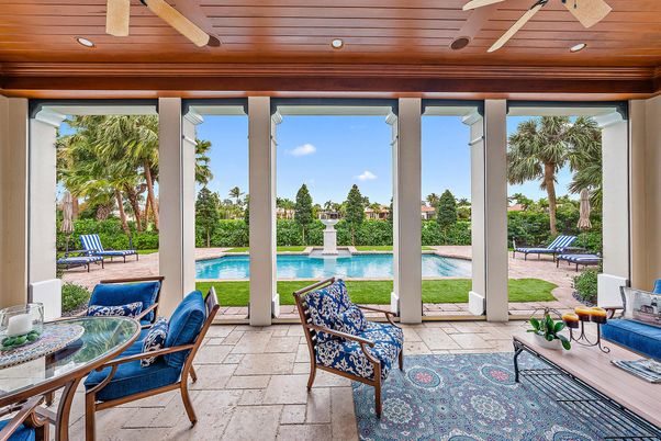 Exterior, Pool, Water