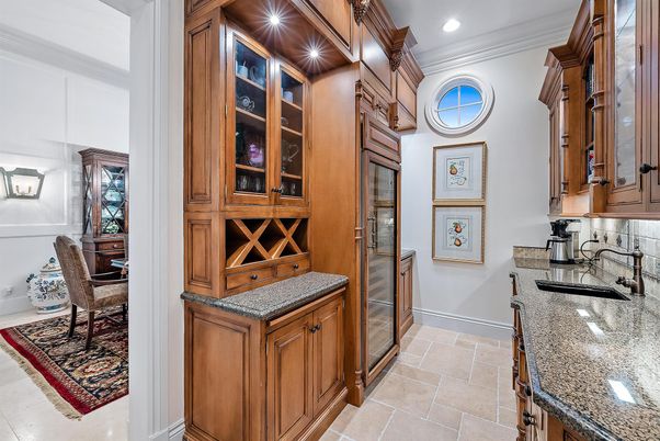 Interior, Recessed Lighting, Wine Storage