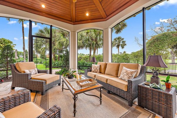Interior, Living room, Recessed Lighting, Sun Room, Wooden Ceilings