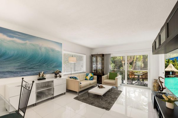 Interior, Living room, Water