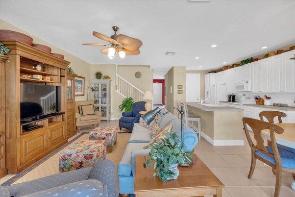 Interior, Kitchen, Living room, Recessed Lighting