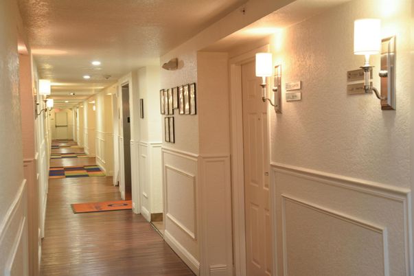 Interior, Recessed Lighting, Wood Texture Flooring