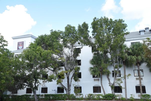 Exterior, Facade, Spanish Mediterranean