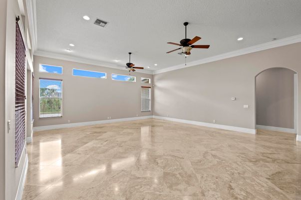 Empty room, Interior, Recessed Lighting