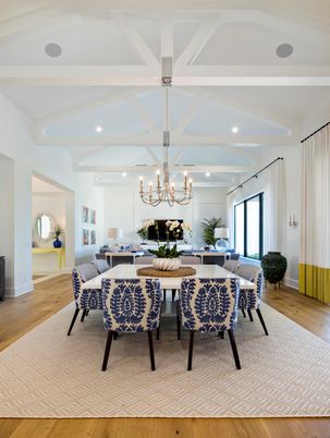 Chandelier, Dining room, Interior, Recessed Lighting, Wood Texture Flooring