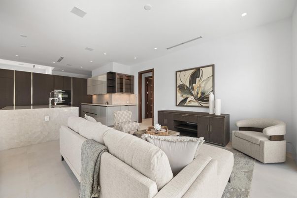 Interior, Kitchen, Living room, Recessed Lighting, Stainless Steel Appliances
