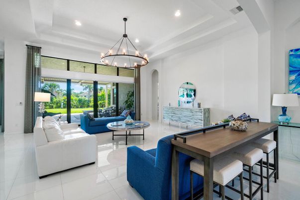 Chandelier, Dining room, Interior, Living room, Pendant Lights, Recessed Lighting