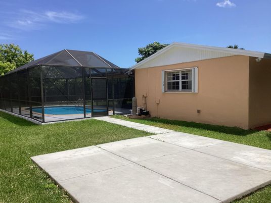 Backyard, Exterior, Pool
