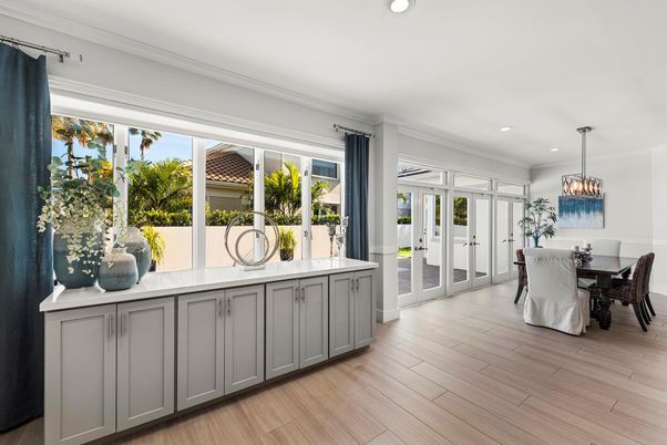 Dining room, Interior, Kitchen, Pendant Lights, Recessed Lighting, Wood Texture Flooring