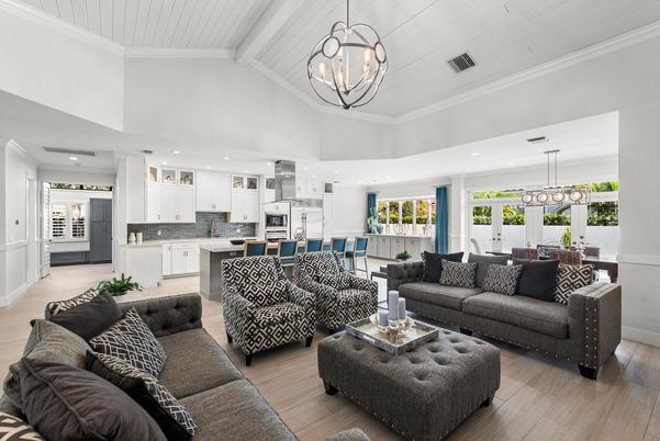Dining room, Interior, Kitchen, Living room, Pendant Lights, Recessed Lighting, Stainless Steel Appliances, Wood Texture Flooring