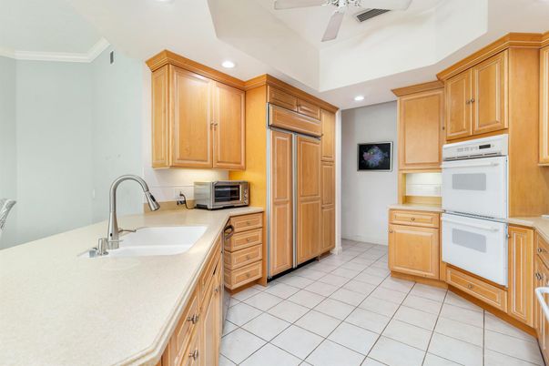 Interior, Kitchen, Recessed Lighting