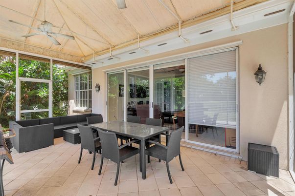 Dining room, Exterior, Interior, Sun Room