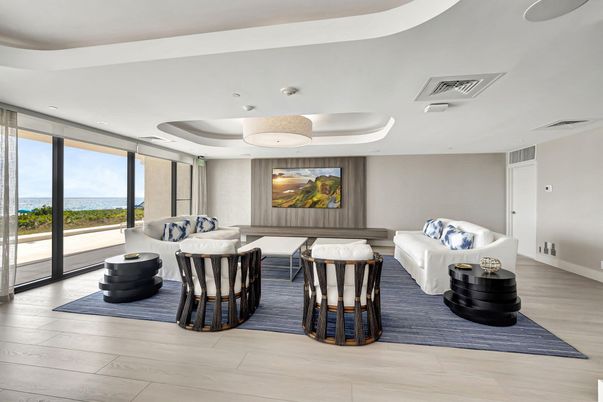 Interior, Living room, Recessed Lighting, Water, Wood Texture Flooring