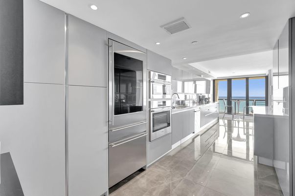 Interior, Kitchen, Recessed Lighting, Stainless Steel Appliances, Water