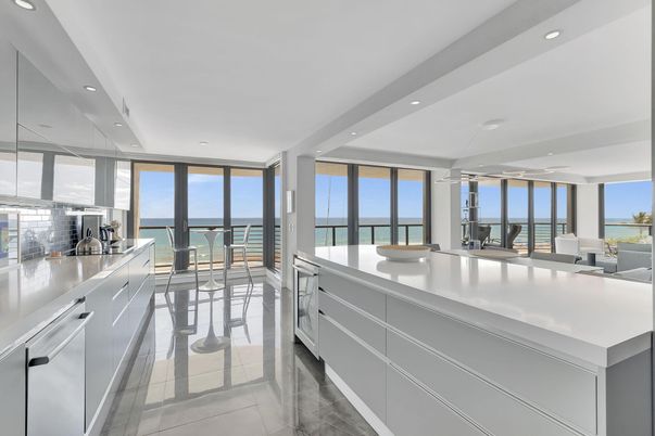 Interior, Kitchen, Pendant Lights, Recessed Lighting, Stainless Steel Appliances, Water