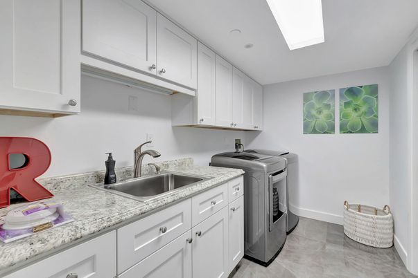 Interior, Washer