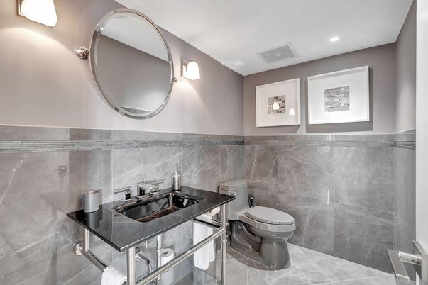 Bathroom, Interior, Recessed Lighting