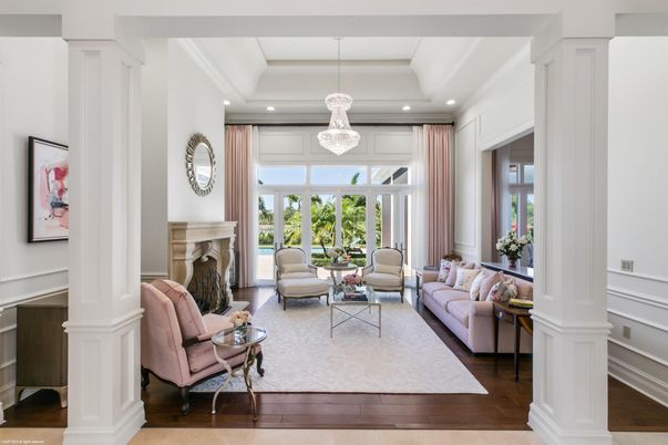 Fireplace, Interior, Living room, Pendant Lights, Recessed Lighting, Wood Texture Flooring