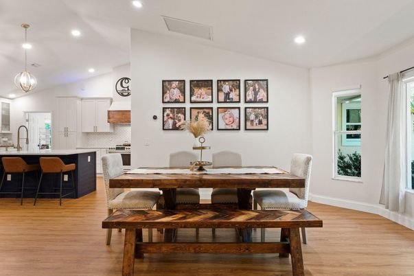 Dining room, Interior, Kitchen, Pendant Lights, Recessed Lighting, Wood Texture Flooring