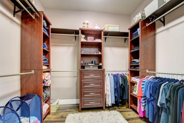 Interior, Walk-in Closets, Wood Texture Flooring