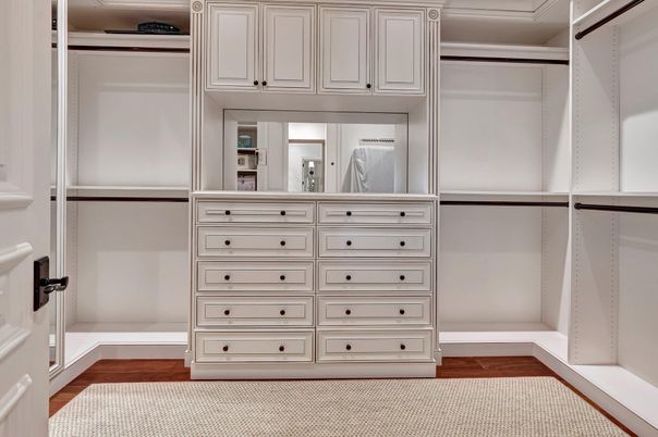 Interior, Walk-in Closets, Wood Texture Flooring