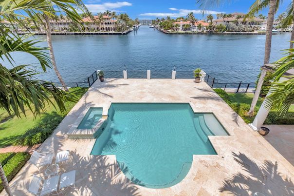 Exterior, Lake, Pool