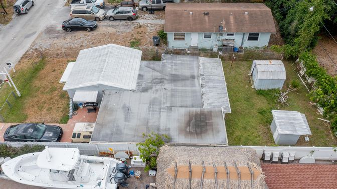 Exterior, Drone