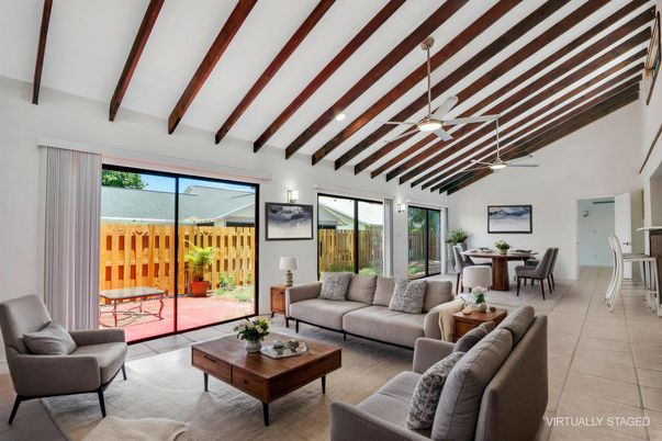 Dining room, Interior, Living room, Recessed Lighting, Wooden Beams