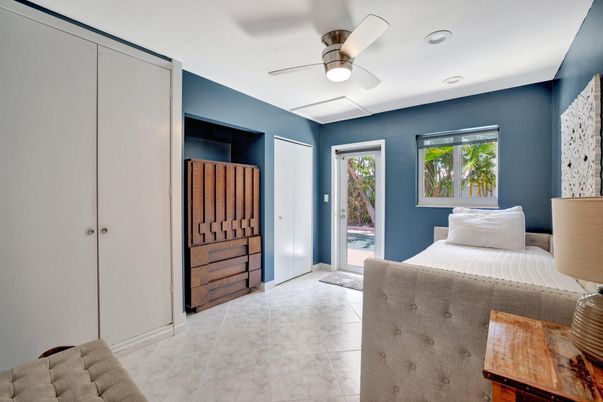 Bedroom, Interior, Marble, Recessed Lighting