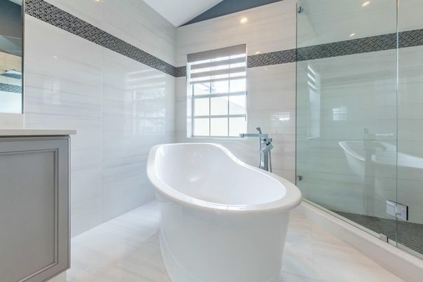 Bathroom, Free Standing Baths, Glass Shower, Interior, Recessed Lighting