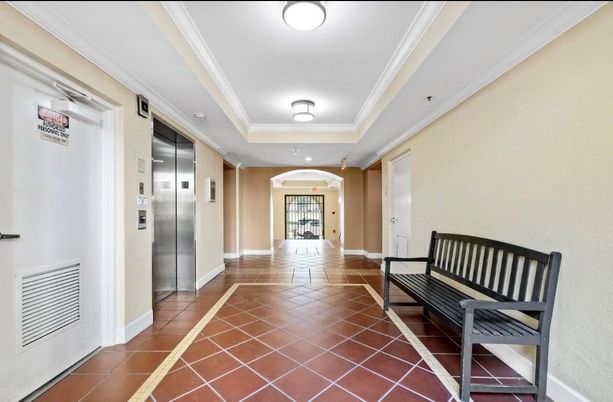 Elevator, Interior