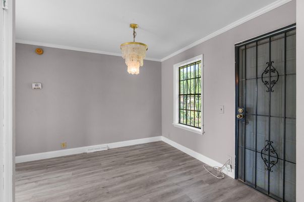 Chandelier, Empty room, Interior, Wood Texture Flooring