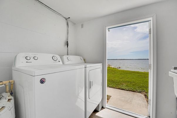 Interior, Utility Closets, Washer, Water