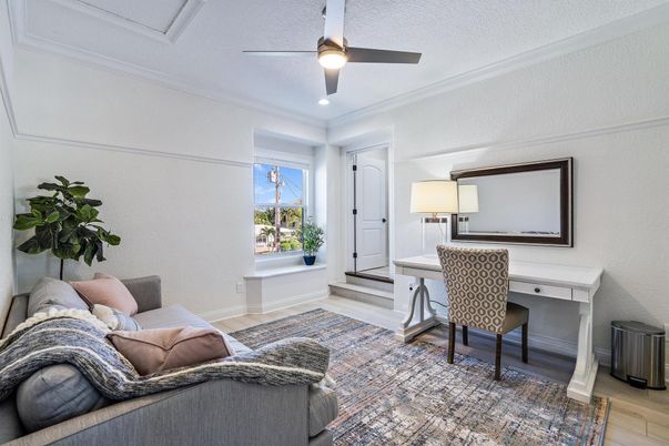 Home Office, Interior, Recessed Lighting, Wood Texture Flooring