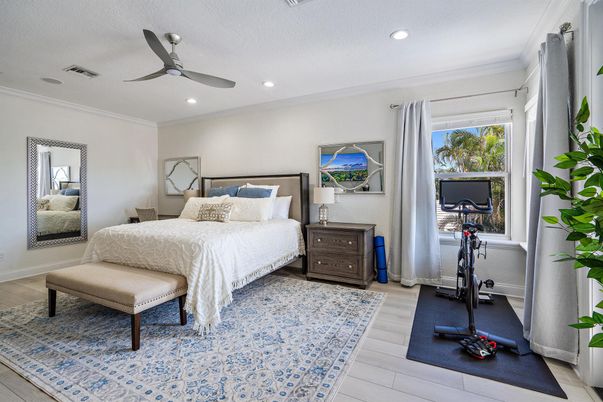 Bedroom, Fitness Equipment, Interior, Recessed Lighting, Wood Texture Flooring